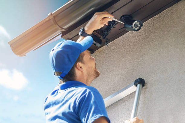 Why Older Alarm Systems May Be Putting You at Risk